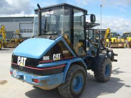 CAT Wheel Loader 906 picture