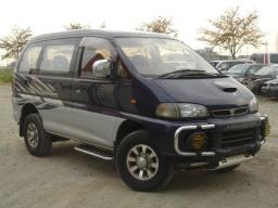 Mitsubishi DELICA SPACE GEAR CHAMONIX