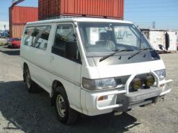 Mitsubishi Delica Wagon GLX