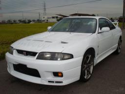 Nissan SKYLINE COUPE GT-R