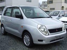 Mitsubishi Mirage Dingo 