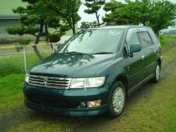 Mitsubishi Chariot Grandis 2.4 EXCEED 4WD