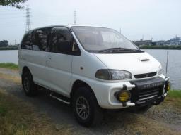 Mitsubishi DELICA SPACE GEAR  picture