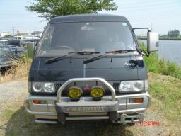 Mitsubishi DELICA STAR WAGON 2.5DT