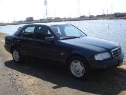 Mercedes-Benz BENZ C200  picture