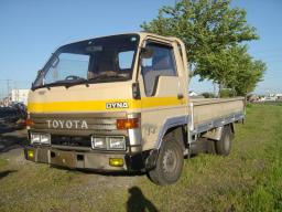 Toyota DYNA TRUCK DIESEL MT TRUCK