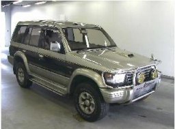 Mitsubishi PAJERO EXCEED
