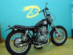 Yamaha SR400  picture