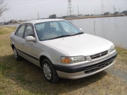Toyota Corolla XE Saloon