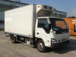 Isuzu ELF 3.0t