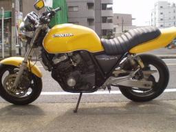 Honda CB400 SUPER FOUR picture