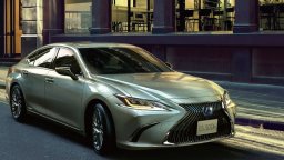 Lexus  F SPORT picture