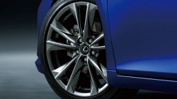 Lexus  F SPORT picture