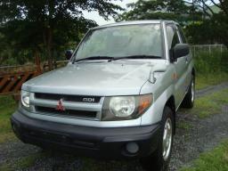 Mitsubishi PAJERO io