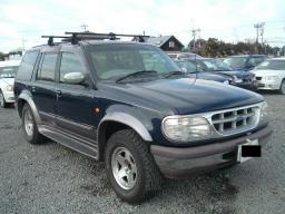Ford Explorer XLT picture
