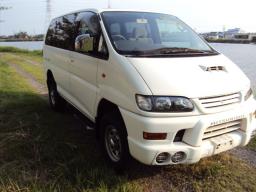 Mitsubishi DELICA SPACE GEAR 4WD XR