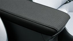 Toyota Prius s picture