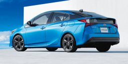 Toyota Prius s picture