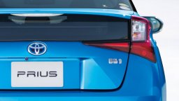 Toyota Prius s picture