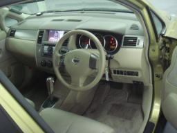 Nissan TIIDA 1500 picture
