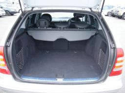 Mercedes-Benz C320  picture