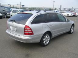 Mercedes-Benz C320  picture