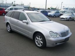 Mercedes-Benz C320  picture