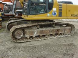 Komatsu PC200  picture