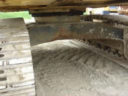 Komatsu PC200  picture