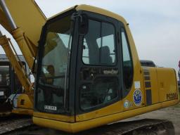 Komatsu PC200  picture
