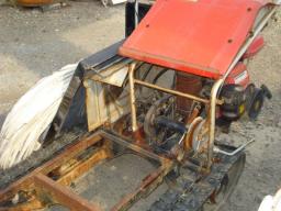 Mitsubishi tractor  picture