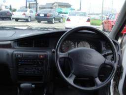 Nissan Bluebird  picture