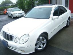Mercedes-Benz E350 AVANTGARDE