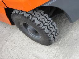 Toyota FORKLIFT 2 Tonn picture