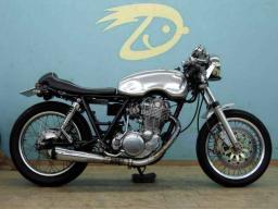 Yamaha SR400 alminium picture