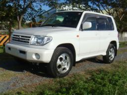 Mitsubishi Pajero IO