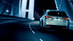 Lexus  NX300h picture