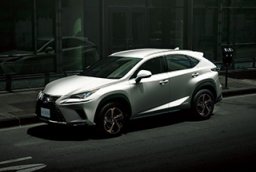 Lexus  NX300h picture