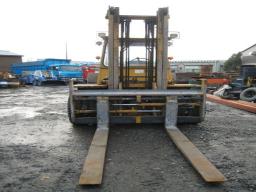 Komatsu Forklift 8ton picture