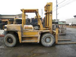 Komatsu Forklift 8ton picture