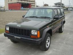 Chrysler Cherokee 