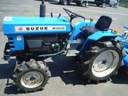 SUZUE TRACTOR 