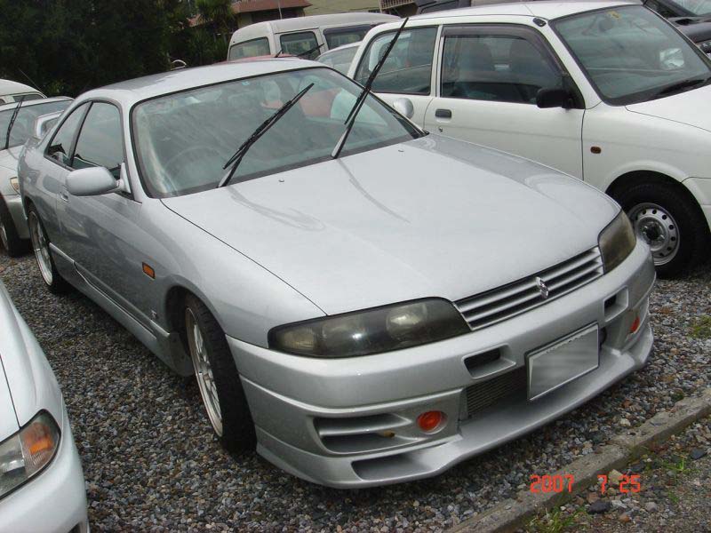 Nissan SKYLINE