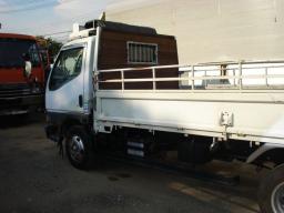 Mitsubishi Canter diesel picture
