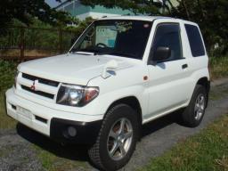 Mitsubishi PAJERO io
