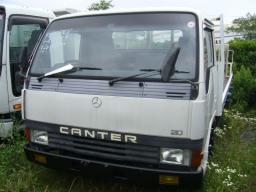 Mitsubishi Canter  picture