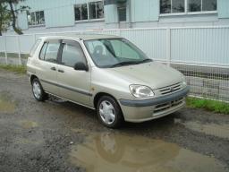 Toyota Raum 