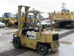 Sumitomo 2-ton forklift diesel picture