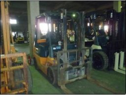 Toyota 2.5 ton Fork lift 
