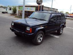 Chrysler Cherokee 